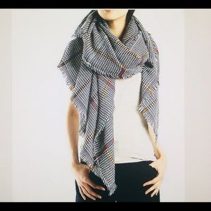 Accessories - ๐งฃ NWT plaid checker scarf beautiful color Accessories - ๐งฃ NWT plaid checker scarf beautiful color